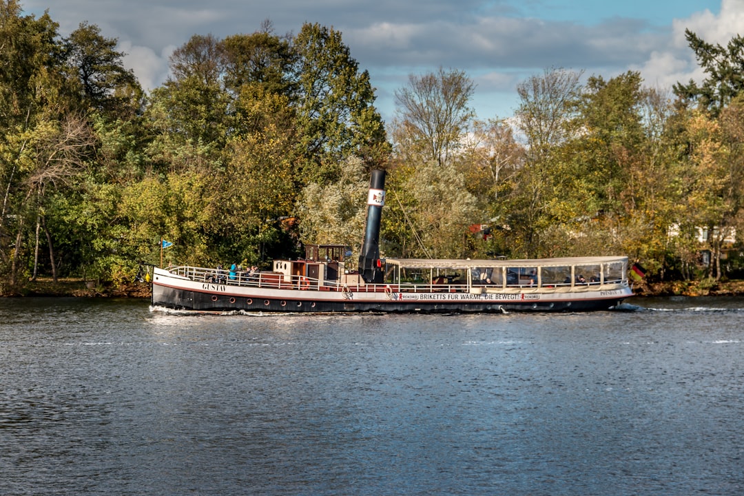 Descubre el Encanto Natural de Wannsee en Berlín - Berlin | Secret World Trip Planner