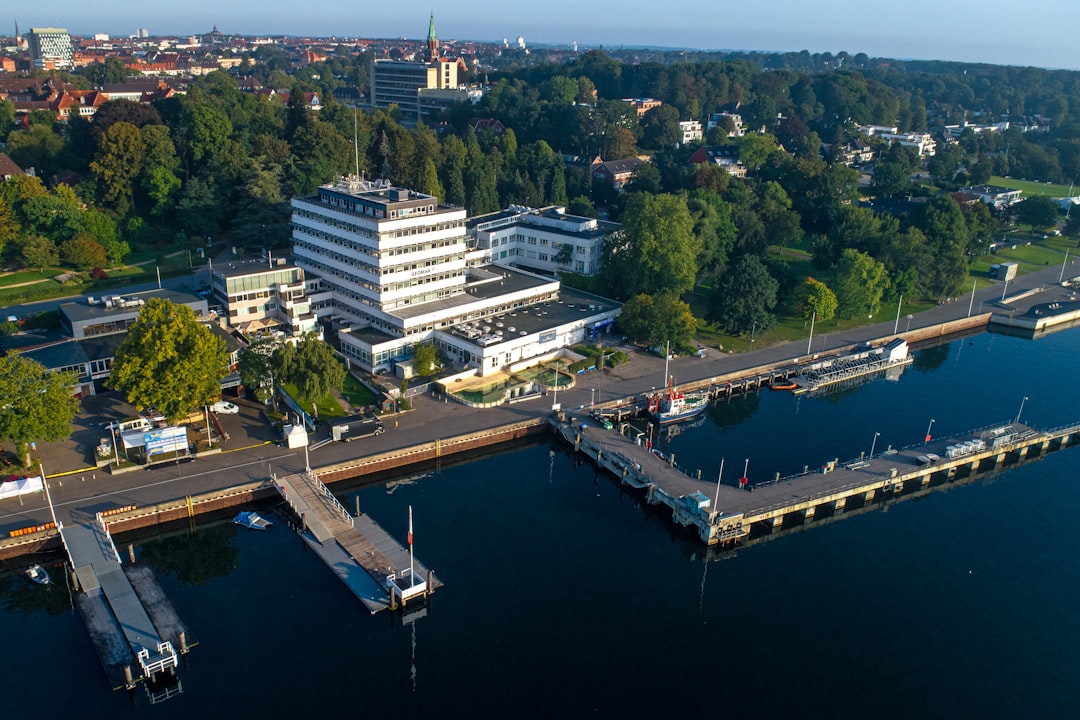 Explore o Fiorde de Kiel: um tesouro natural na Alemanha - Kiel | Secret World Trip Planner