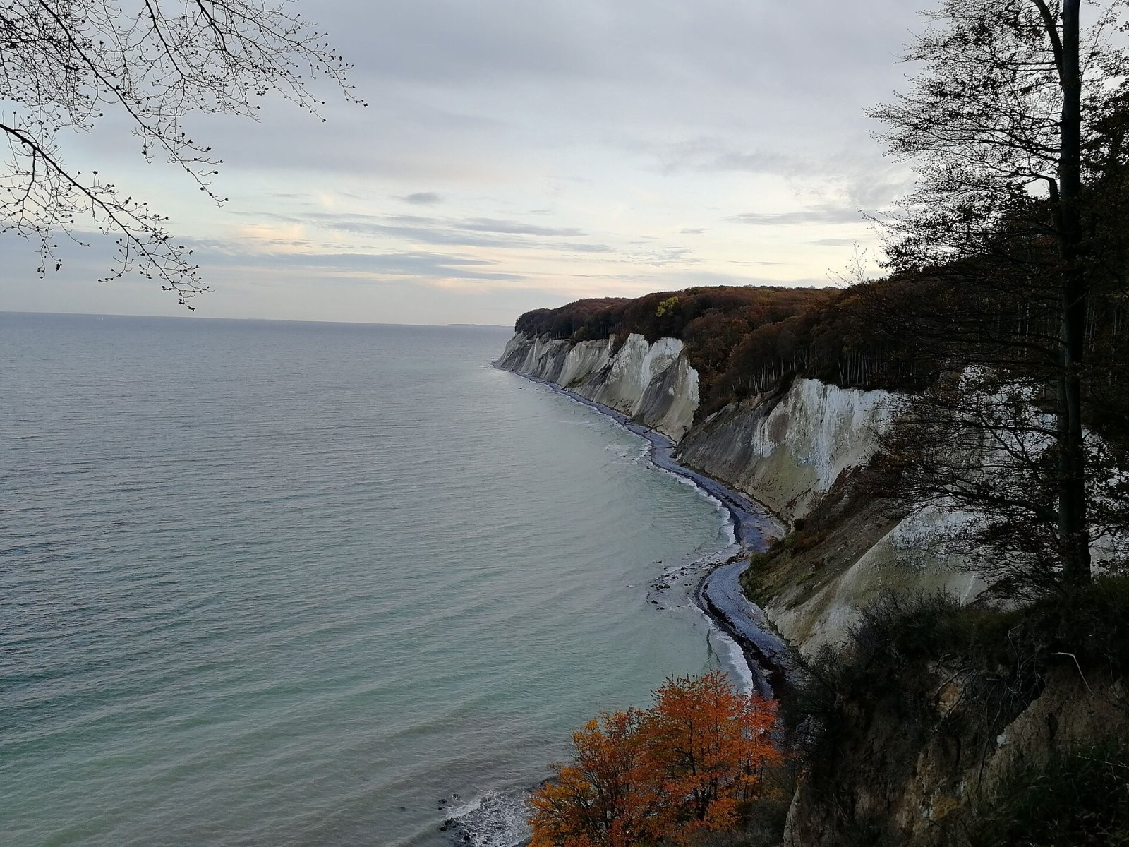ルーゲン島の石灰岩の崖を発見しよう - Sassnitz | Secret World Trip Planner