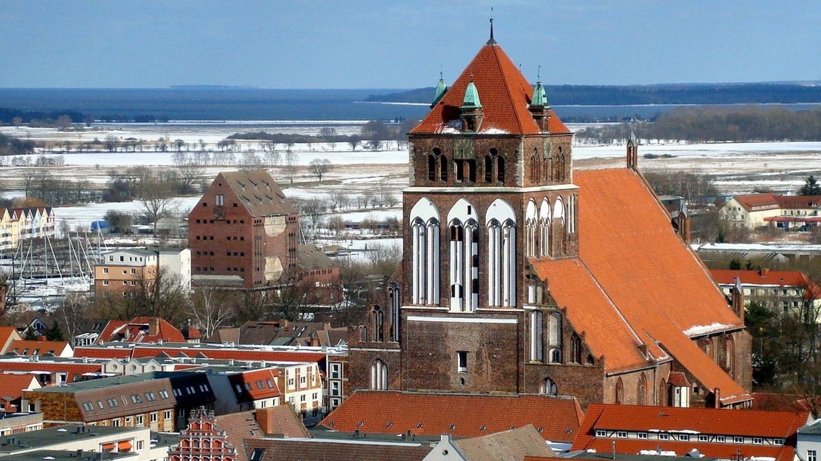 Découvrez la cathédrale de Greifswald : un trésor culturel en Allemagne - Greifswald | Secret World Trip Planner