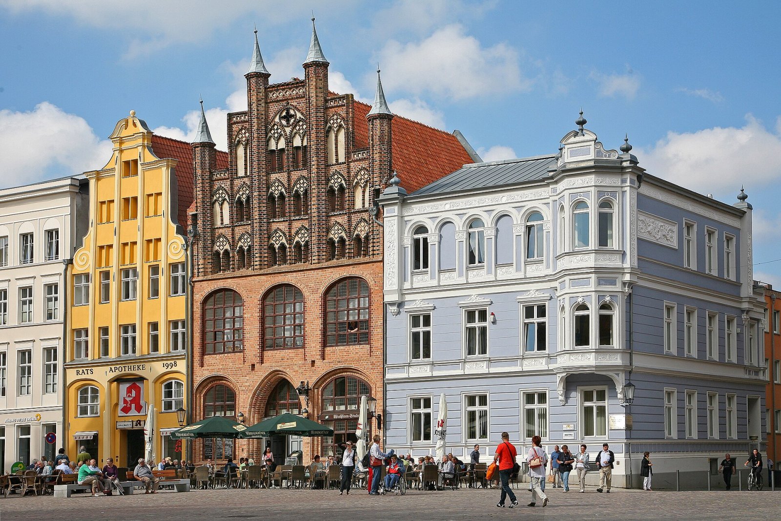 ストラールズント旧市街を発見:ドイツの歴史的宝物 - Stralsund | Secret World Trip Planner
