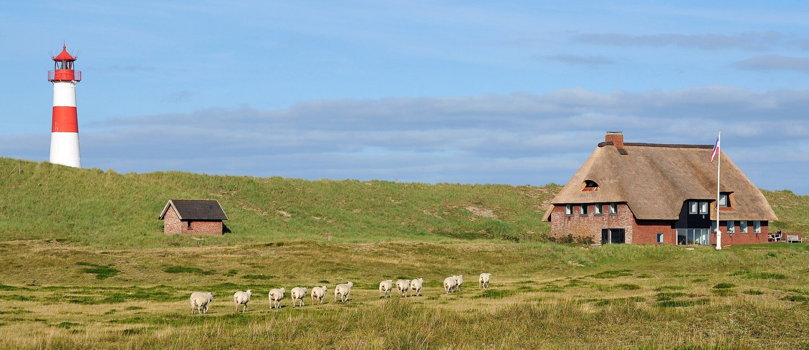 List Lighthouse Sylt: um farol para descobrir na Alemanha - List auf Sylt | Secret World Trip Planner