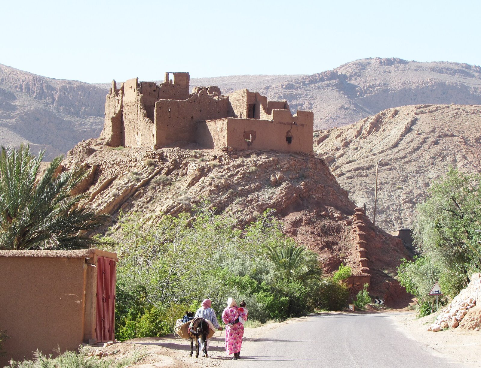 达德斯峡谷:摩洛哥心脏的旅行 - G3QJ+38 Akhendachou n'Aït Ouffi | Secret World Trip Planner