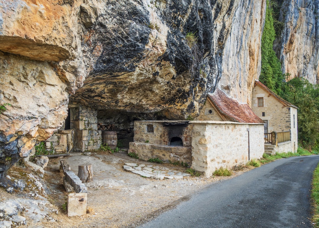 Grotte Chauvet: Eine Reise ins Herz der Urgeschichte - Vallon-Pont-d'Arc | Secret World Trip Planner