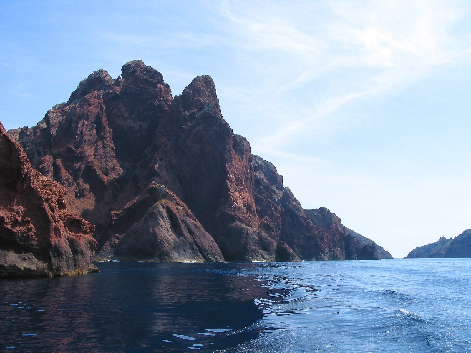 Réserve de Scandola: Um Paraíso Natural na Córsega - Osani | Secret World Trip Planner