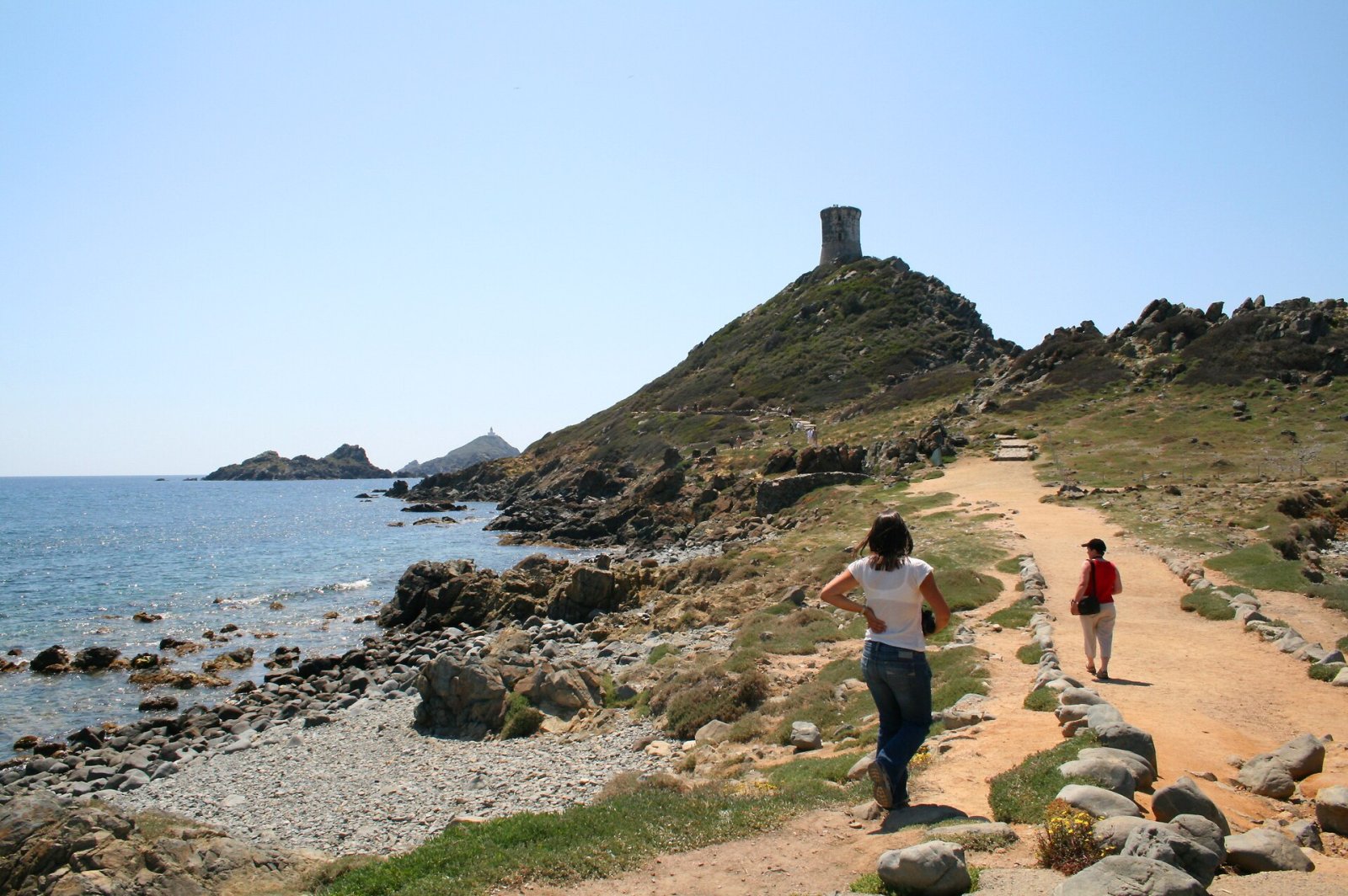 Découvrez le Tour de la Parata à Ajaccio : Histoire et Culture - Ajaccio | Secret World Trip Planner
