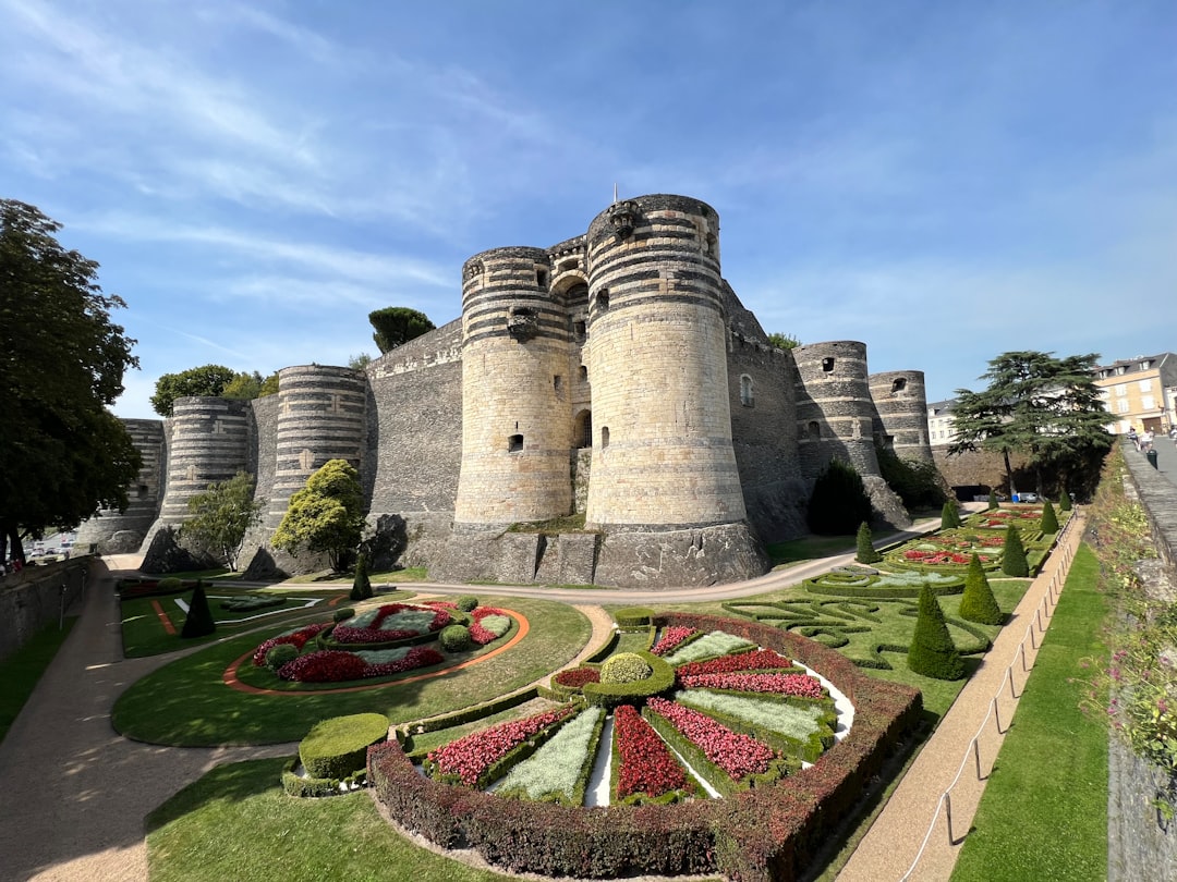 Entdecken Sie den Charme des Château d'Angers im Loiretal - Semblançay | Secret World Trip Planner