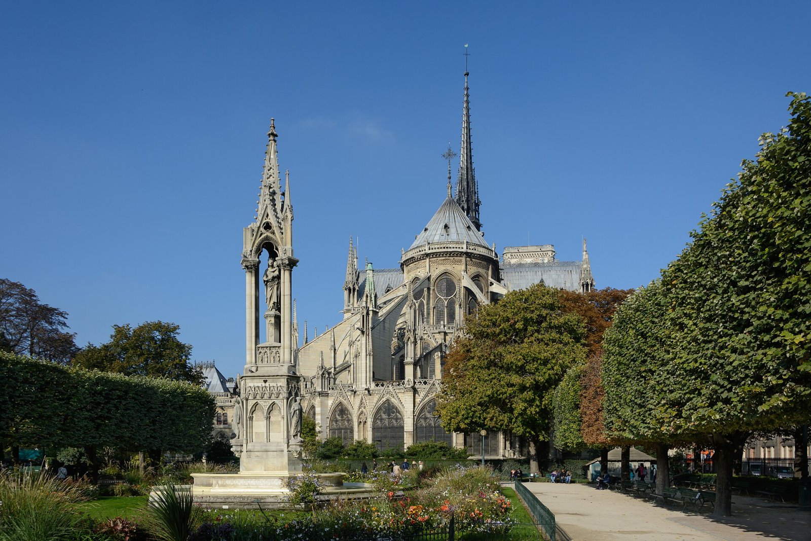 Descubra Notre-Dame de Paris: uma obra-prima da arquitetura gótica - Paris | Secret World Trip Planner