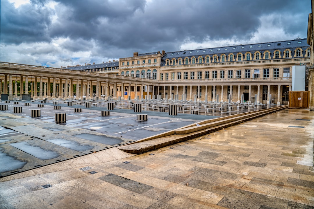 Пале-Рояль: История и Красота в Сердце Парижа - Paris | Secret World Trip Planner