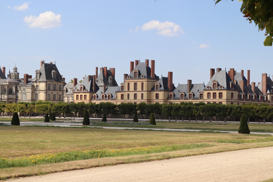 Scopri il Château de Fontainebleau: Storia e Bellezza - Fontainebleau | Secret World Trip Planner