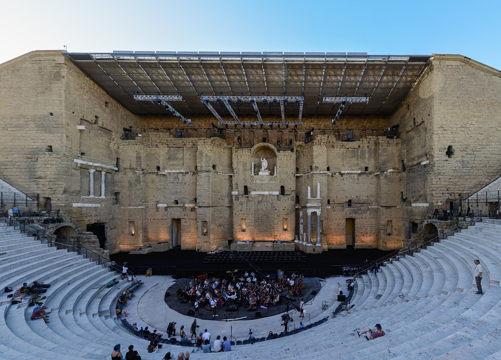 Découvrez le Théâtre Antique d'Orange : un joyau de l'histoire - Orange | Secret World Trip Planner