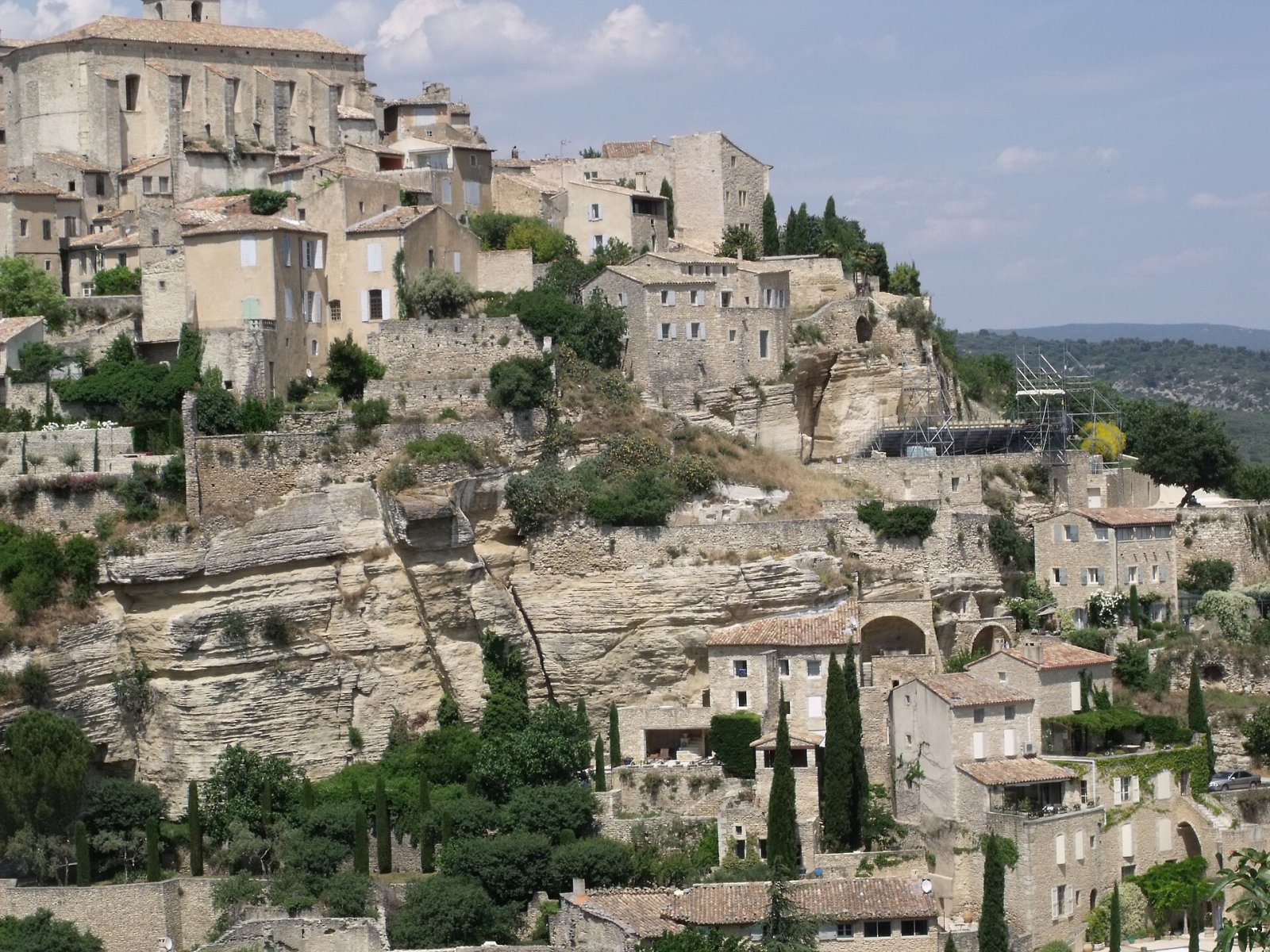Discover the Historical Charm of the Village de Gordes - Gordes | Secret World Trip Planner