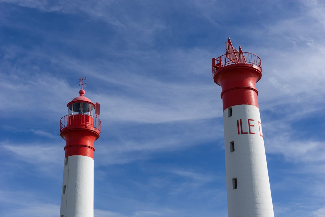 Descubra o Phare des Héaux em Tréguier: um farol imperdível - Jaignes | Secret World Trip Planner