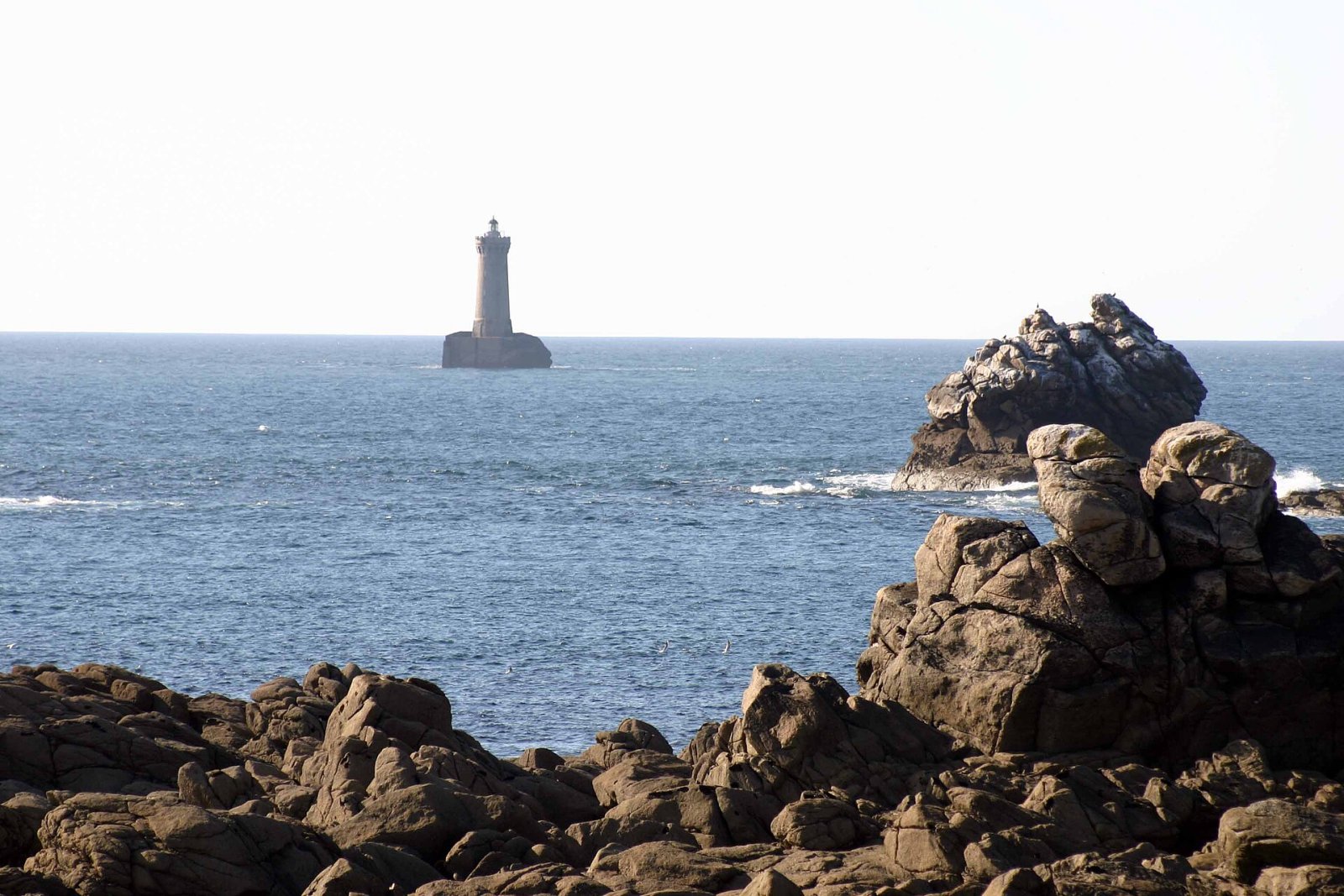Descubra o Farol Phare du Four em Porspoder, Bretanha - La Porte-du-Der | Secret World Trip Planner