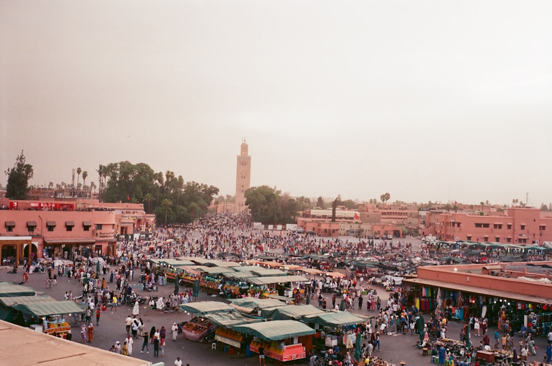 Mercado de Jemaa el-Fnaa: Sabores e Sons de Marrocos - Marrakech 40000 | Secret World Trip Planner