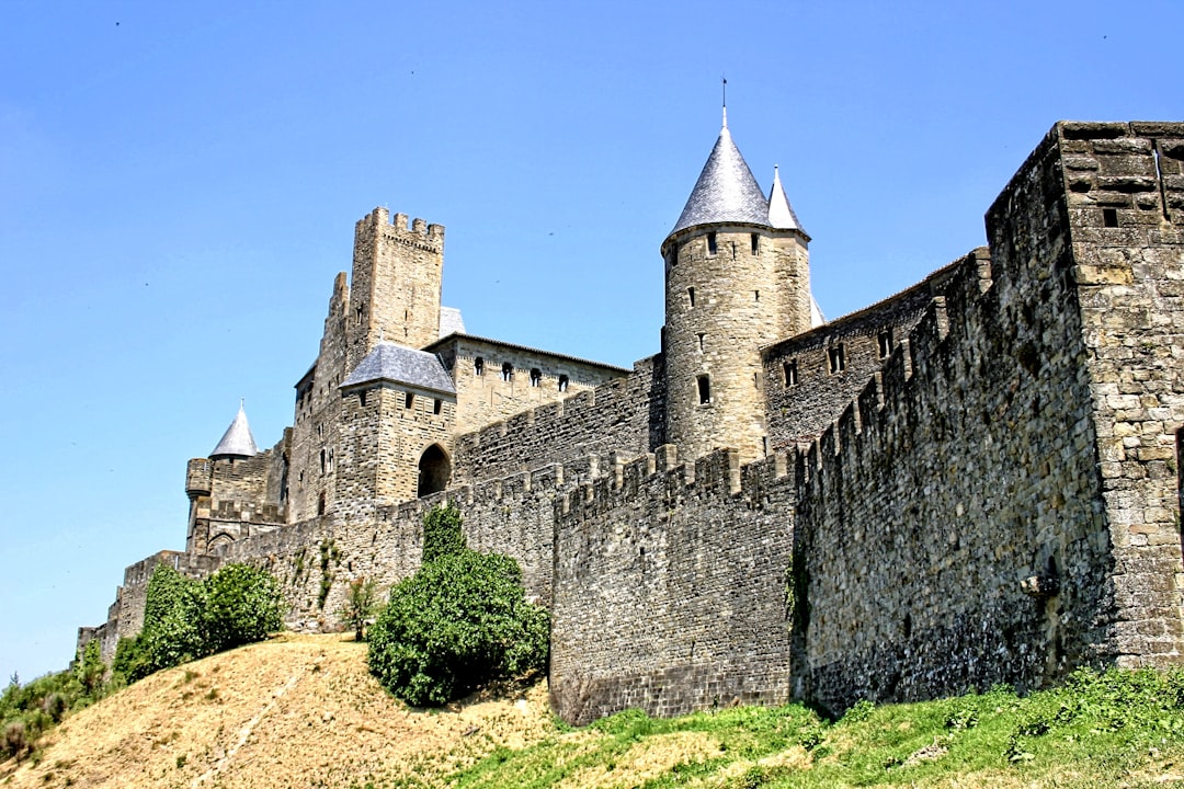 探索卡尔卡松城堡:奥克西塔尼的历史瑰宝 - Carcassonne | Secret World Trip Planner
