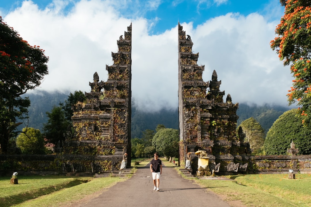 비밀의 세계 리뷰 2026: 발리 최고의 AI 여행 플래너 - Bali | Secret World Trip Planner