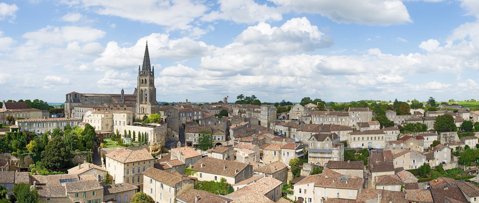 Découvrez Saint-Émilion : un joyau médiéval de France - Saint-Méard-de-Gurçon | Secret World Trip Planner
