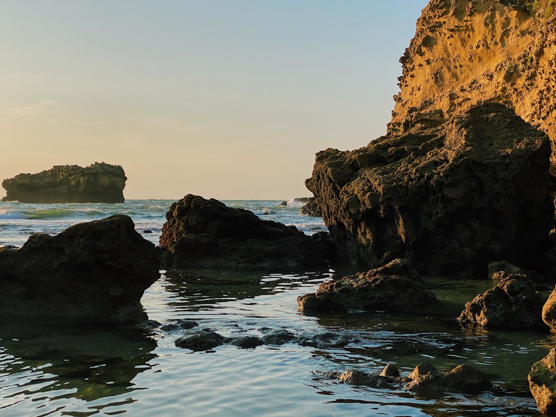 Playa de Biarritz: Un Paraíso en la Costa Atlántica - Montlaur | Secret World Trip Planner