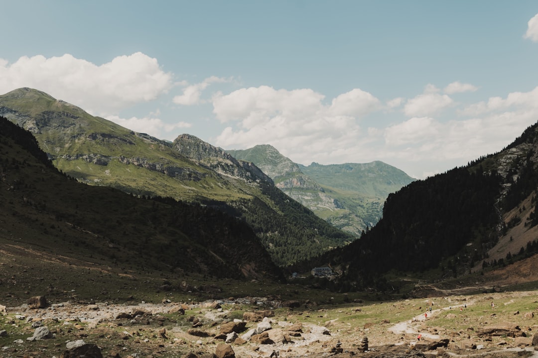 Descubra o Cirque de Gavarnie: uma joia natural na Occitânia | Secret World Trip Planner