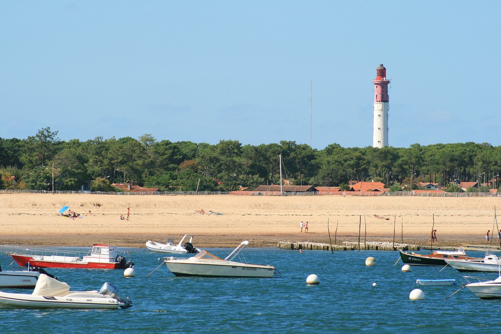Descubre el Farallón de Cap Ferret: una joya de Nouvelle-Aquitaine - Gindou | Secret World Trip Planner