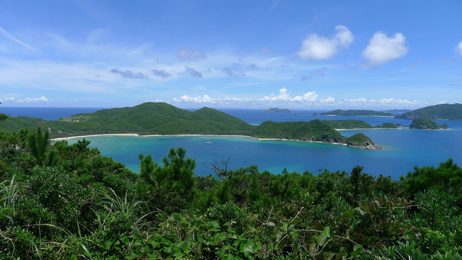 Descubre las Islas Kerama: un Paraíso Natural en Japón - Zamami | Secret World Trip Planner