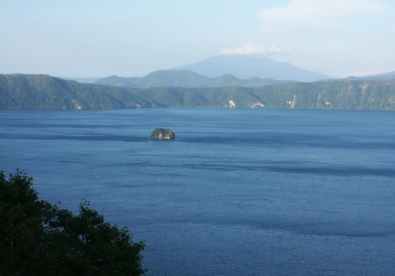 Descubra o Lago Mashu: Um Paraíso Natural no Japão - Teshikaga | Secret World Trip Planner