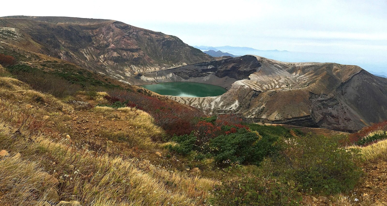 Zao Okama Crater Lake: Una joya natural en Tohoku - Zaō | Secret World Trip Planner