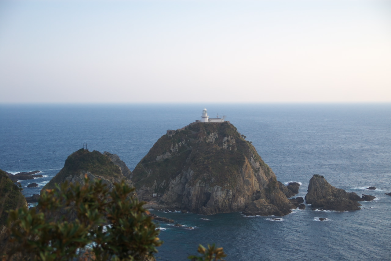 Descubre el Faro de Sata Cape en Minamisatsuma, Kyushu — Minamiosumi