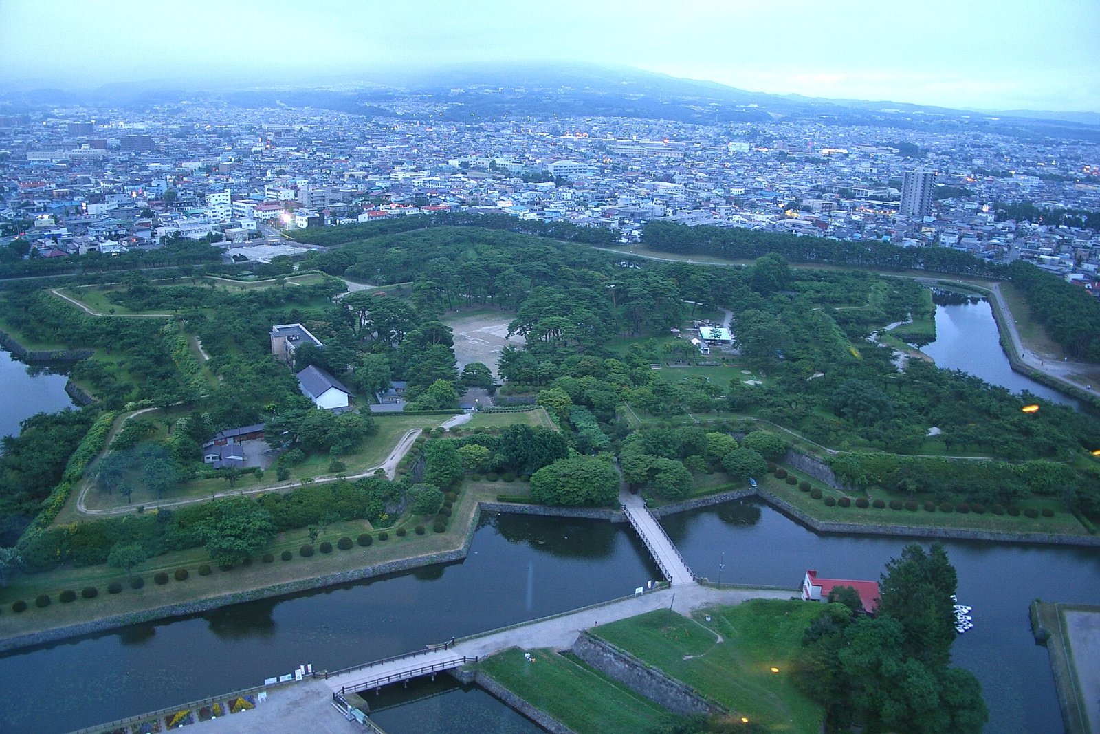 Découvrez le Fort Goryokaku : Histoire et Beautés de Hakodate - Hakodate | Secret World Trip Planner