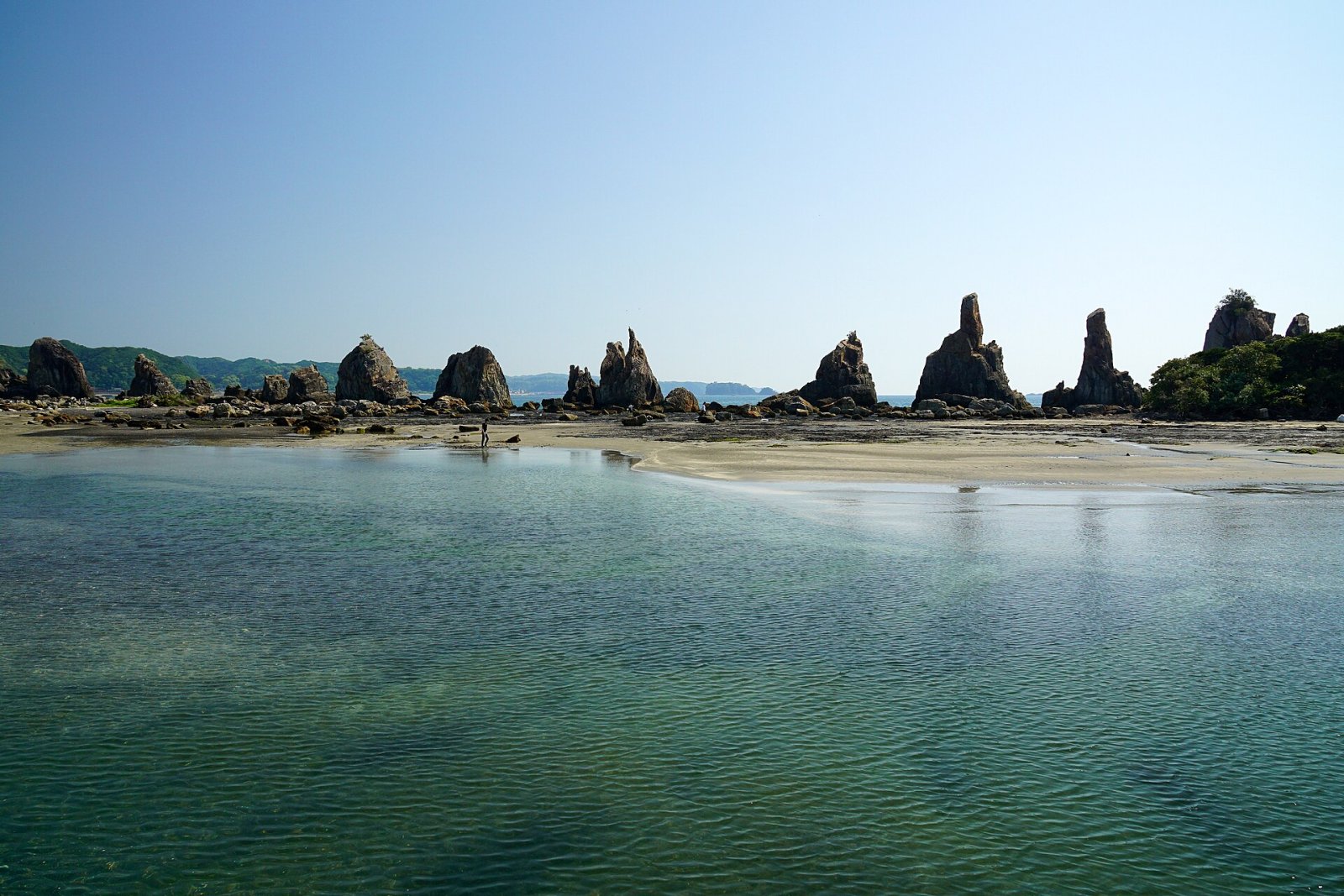 橋杭岩:串本の自然の宝物 - Kushimoto | Secret World Trip Planner