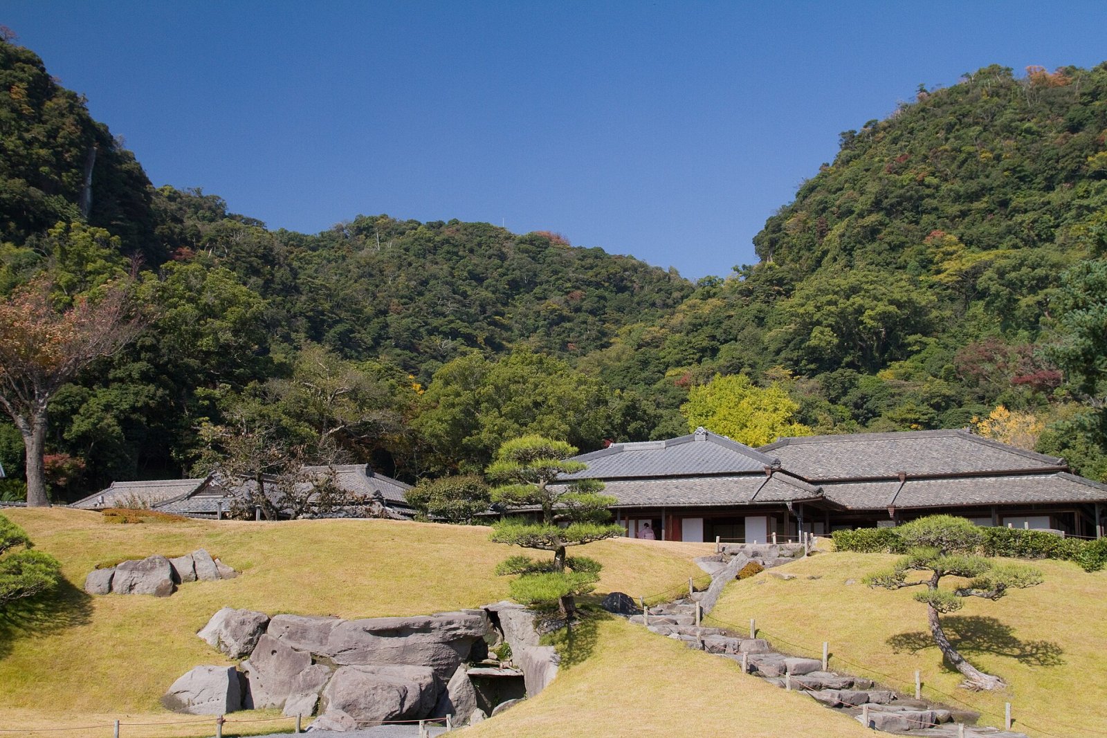 Kagoshima Iso Garden: Un Paraíso Natural en el Corazón de Japón - Kagoshima | Secret World Trip Planner