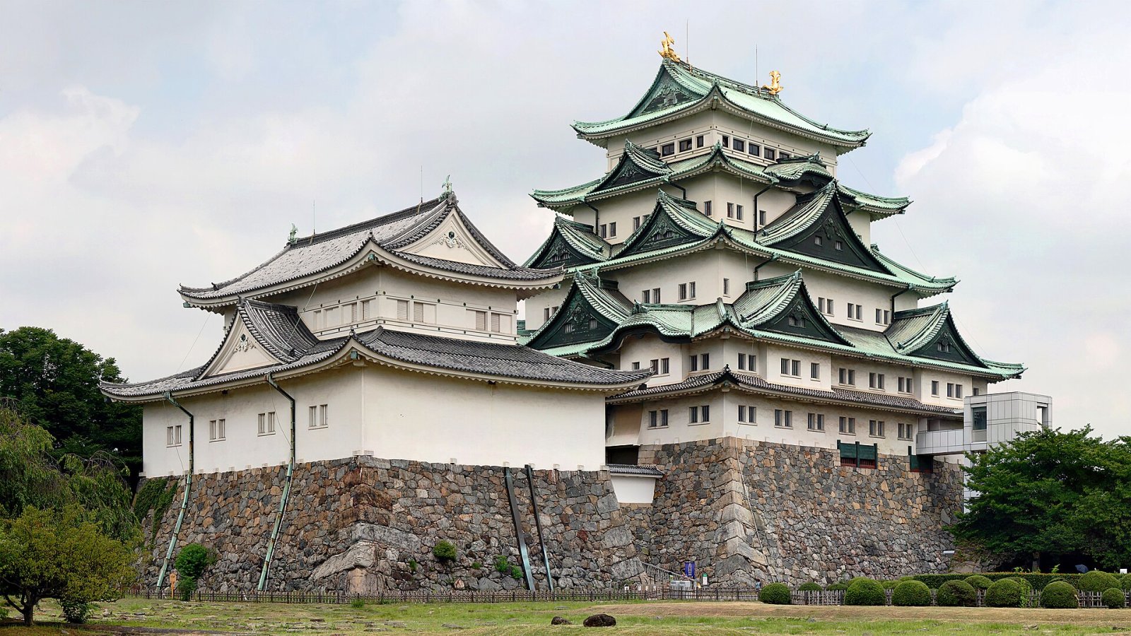 Discover Nagoya Castle: A Treasure of Japanese History - Nagoya | Secret World Trip Planner