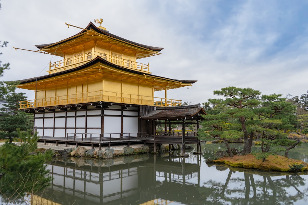 Kinkaku-ji : Le Temple d'Or de Kyoto - Kyoto | Secret World Trip Planner