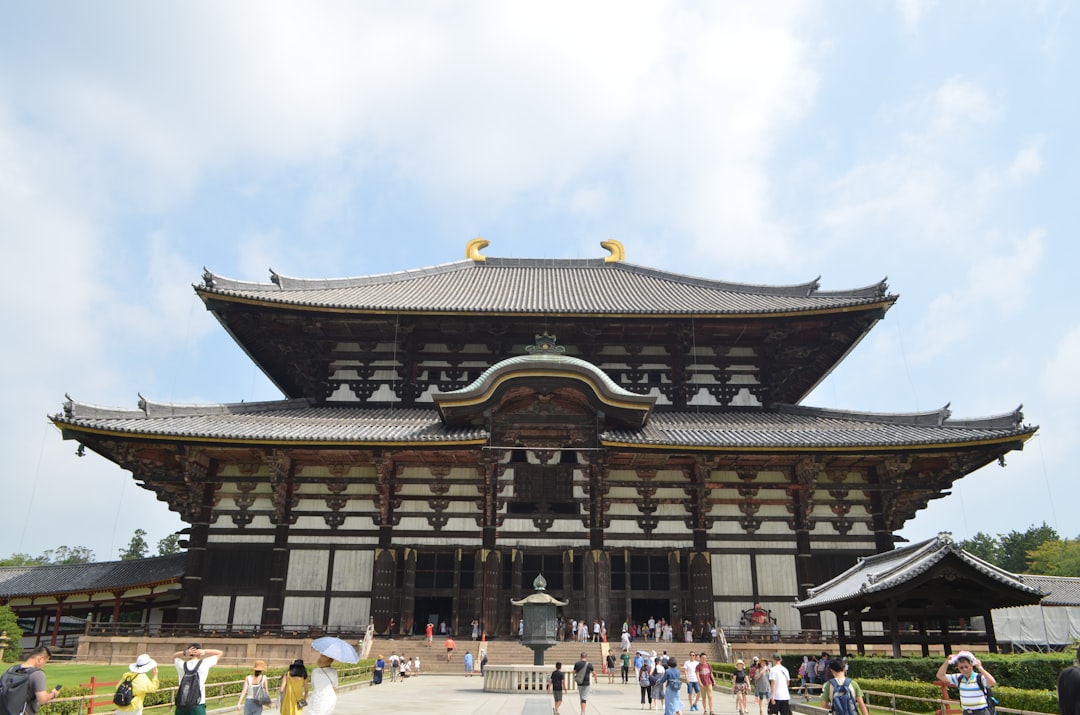 奈良の東大寺を発見:日本の歴史的宝物 - Nara | Secret World Trip Planner