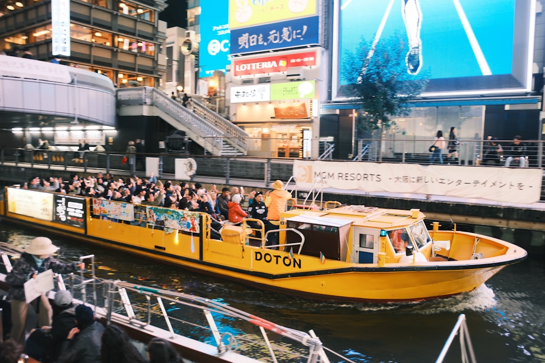 Scopri Dotonbori: il Cuore Pulsante di Osaka - Osaka | Secret World Trip Planner