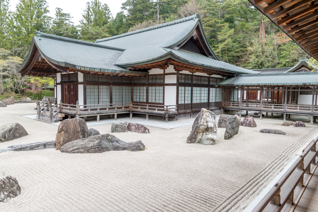 Descubre el Monte Koya: el corazón espiritual de Japón - Koya | Secret World Trip Planner