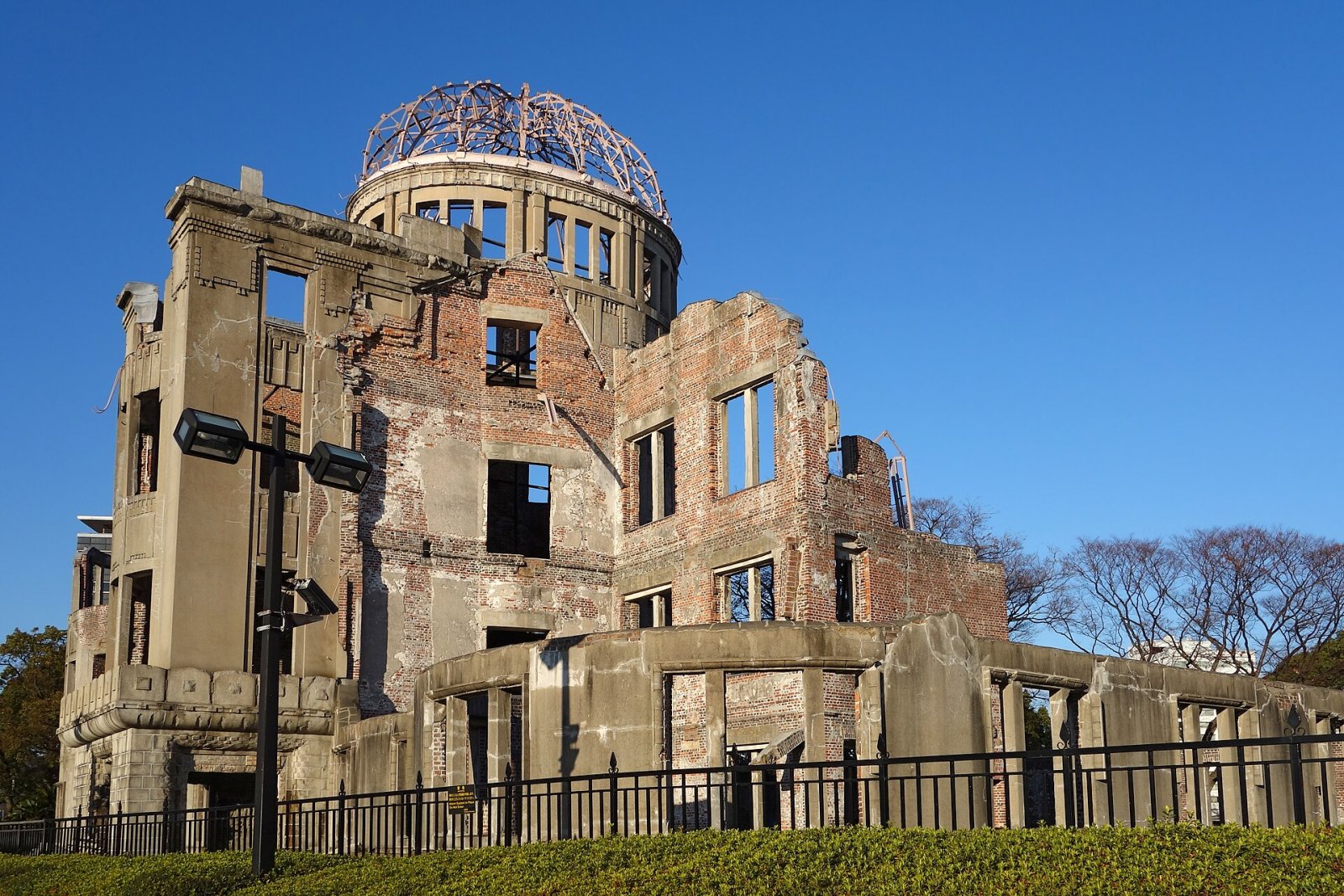 广岛和平纪念馆:记忆与希望之旅 - Hiroshima | Secret World Trip Planner