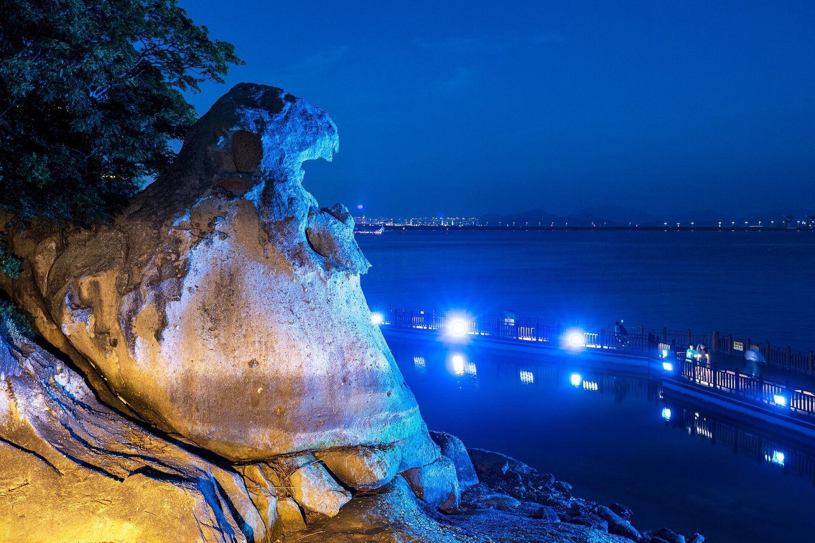 Descubre Gatbawi Rock: el Buda de Piedra de Daegu - Gyeongsan | Secret World Trip Planner