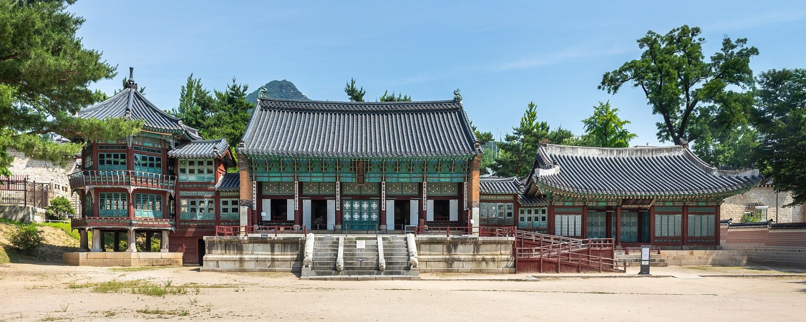 ソウルの景福宮を発見:歴史と美しさ - Jongno District | Secret World Trip Planner