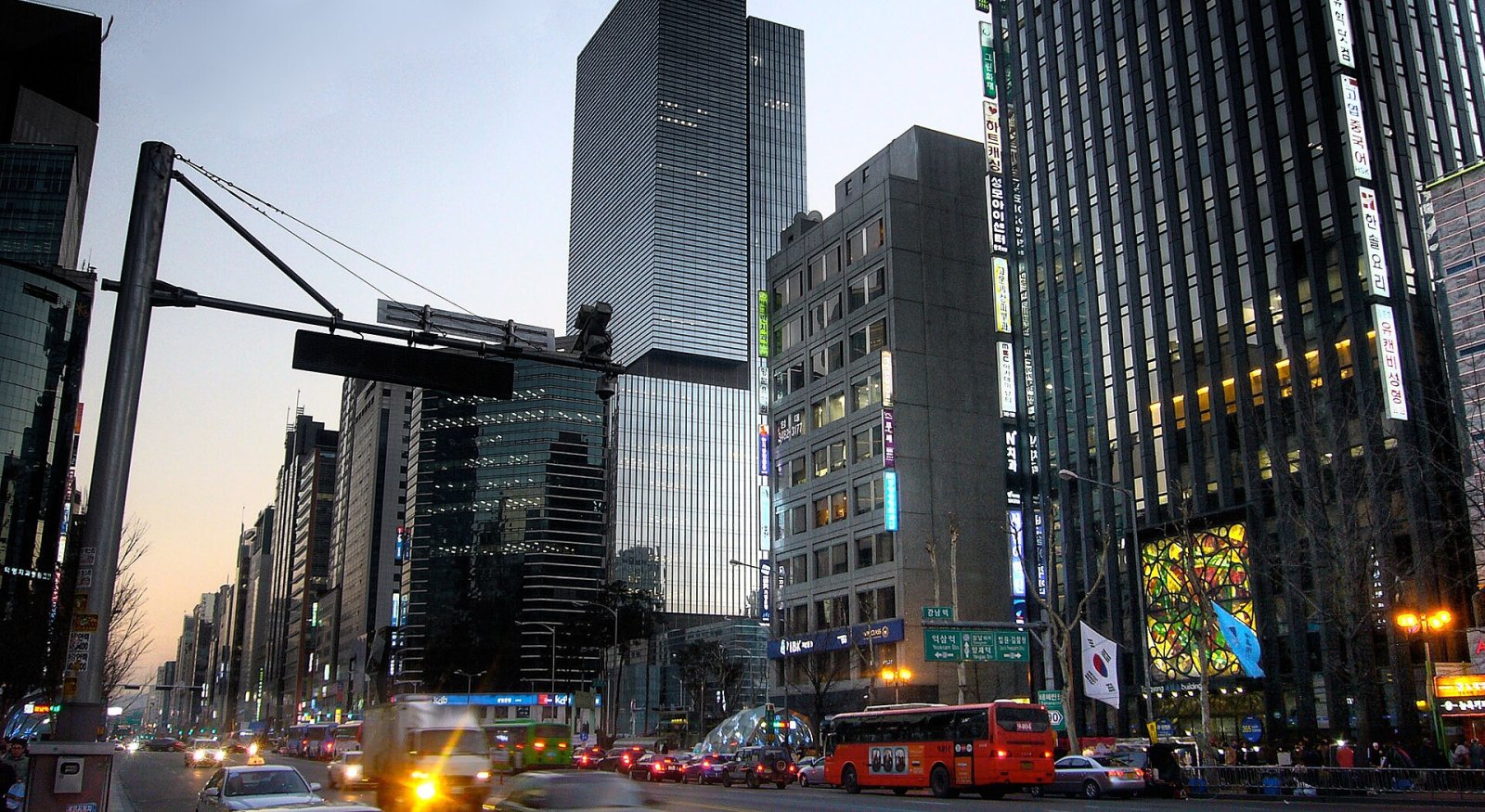 Descubra Gangnam: a cultura vibrante de Seul - Seoul | Secret World Trip Planner