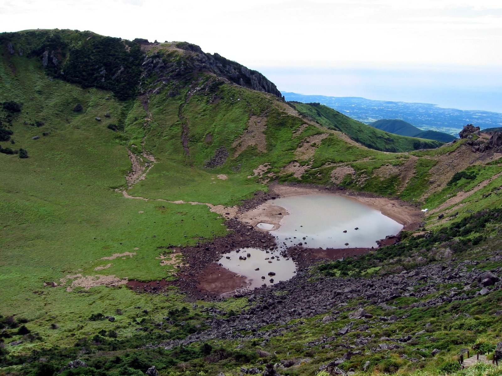 Descubra Hallasan: A Montanha Icônica de Jeju - Hallasan | Secret World Trip Planner