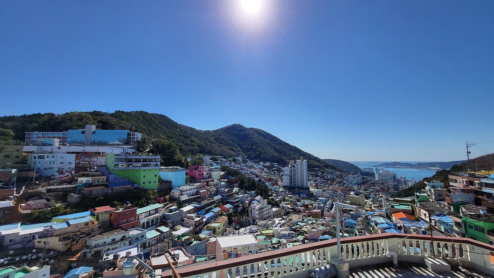 Descubre el Pueblo Cultural de Gamcheon en Busan - Saha-gu | Secret World Trip Planner