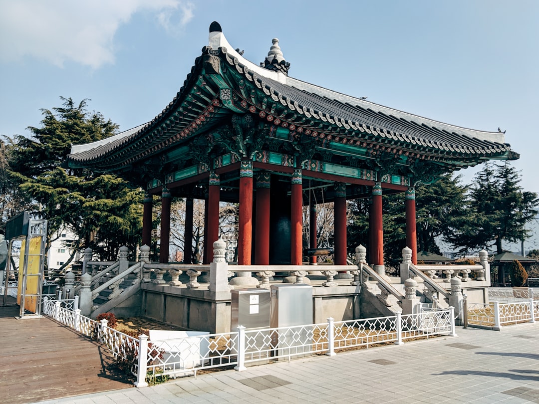 釜山の国連記念墓地を訪れる — Nam-gu