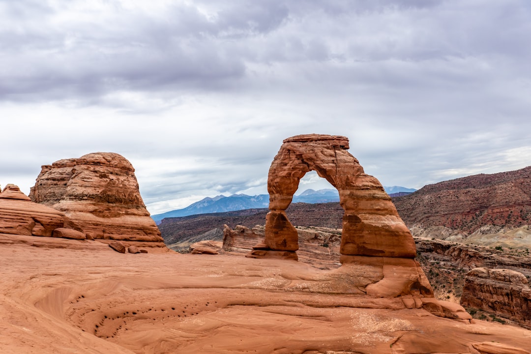 Découvrez la magie du parc national Arches dans l'Utah - Yulin | Secret World Trip Planner