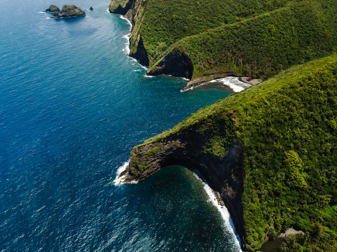 ウィスコンシン州のアポストル諸島の自然の美しさを発見 | Secret World Trip Planner