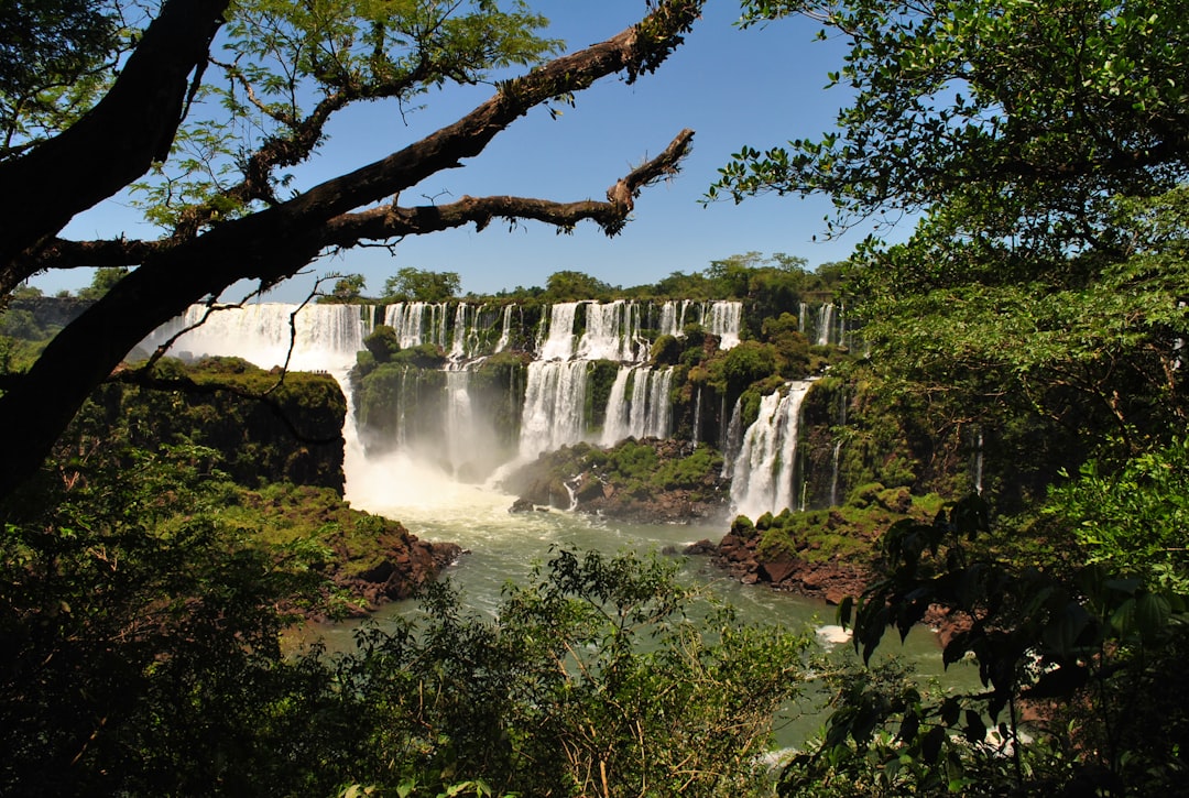 Откройте для себя водопады Игуасу: природный рай - N3370 Puerto Iguazu | Secret World Trip Planner