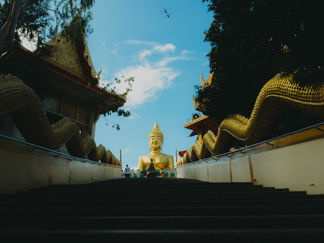 探索芭提雅农诺奇花园的魔力 - Sattahip District | Secret World Trip Planner