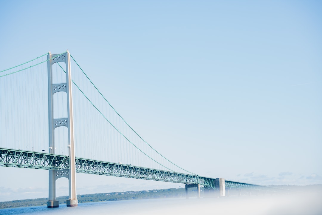 Ponte Mackinac: Uma Conexão Entre Dois Mundos - Mackinaw City | Secret World Trip Planner
