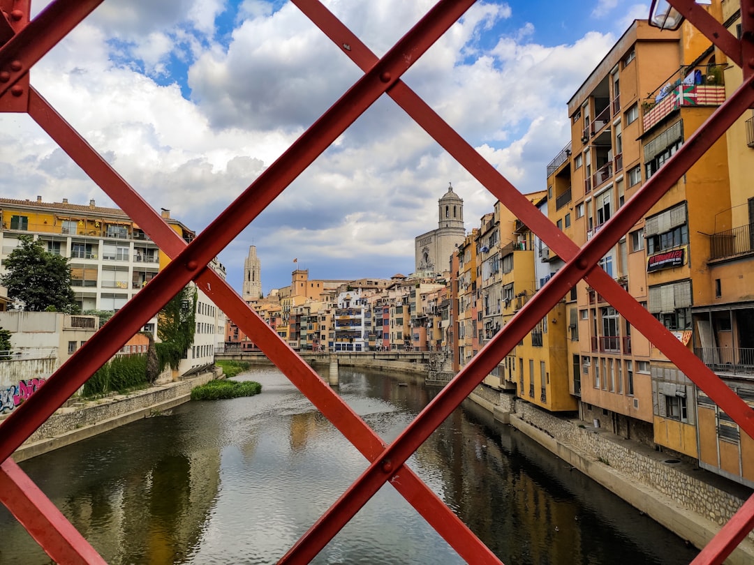 コスタ・ブラバを発見:自然、文化、冒険 - Begur | Secret World Trip Planner
